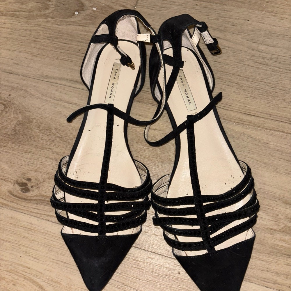 Zara Black Strappy Flats